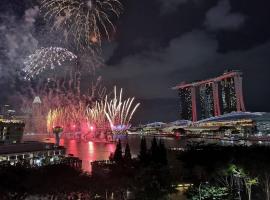 Hotel Photo: 180º Marina Bay View 2B2B Downtown MRT CBD 金莎景!