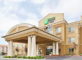 Holiday Inn Express & Suites Salinas by IHG