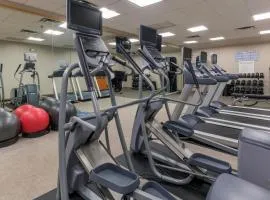 Holiday Inn and Suites Phoenix Airport North by IHG