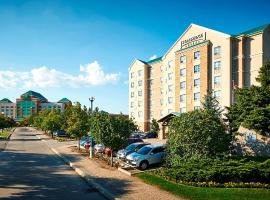 รูปภาพของโรงแรม: Staybridge Suites Oakville Burlington, an IHG Hotel