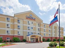 Fotos de Hotel: Candlewood Suites Joplin, an IHG Hotel