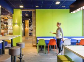 A picture of the hotel: Hotel ibis Budget Laval