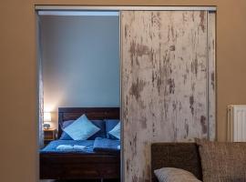 Virág Vendégház, hôtel à Makó