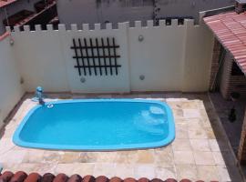 Hotelfotos: LINDO SOBRADO COM PISCINA PARA ATÉ 10 HÓSPEDES!