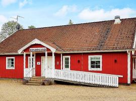 Hotel Foto: 5 person holiday home in LAMMHULT SVERIGE