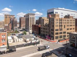 Gambaran Hotel: Priority Access in Detroit's Downtown Axis