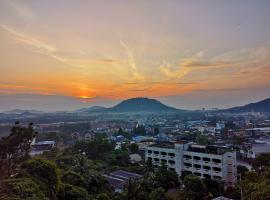 호텔 사진: Sunrise House Phuket