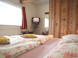 Hotel 66