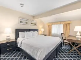Residences at Daniel Webster