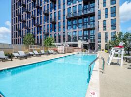 Hotel Photo: Global Luxury Suites at Reston Town Center