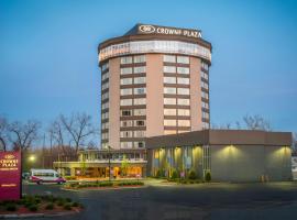 Hotel Photo: Crowne Plaza Saddle Brook, an IHG Hotel