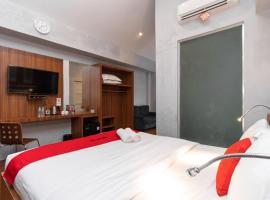 Hotel fotografie: RedDoorz Premium near Centre Point Mall Medan