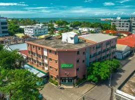 Java Hotel, hotel en Toamasina