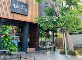 Westory Design Poshtel