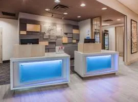 Holiday Inn Express & Suites - San Jose Airport by IHG