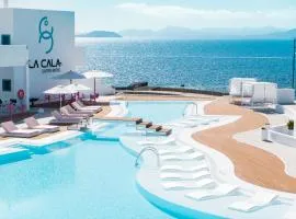 플라야 블랑카에 위치한 호텔 CalaLanzarote Suites Hotel - Adults Only