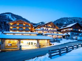 Tillga Glück - 4 stars, hotel v destinaci Obertilliach