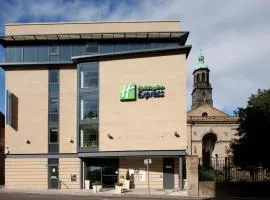 Holiday Inn Express Edinburgh – Royal Mile by IHG