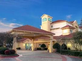 La Quinta by Wyndham Dallas Arlington South, hotel in Arlington