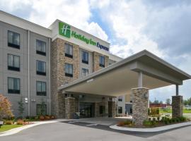 รูปภาพของโรงแรม: Holiday Inn Express and Suites Bryant - Benton Area, an IHG Hotel