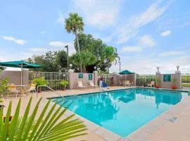 拉昆塔酒店，那不勒斯东 - I-75