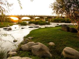 Ikaia River Lodge, ξενοδοχείο σε Keimoes