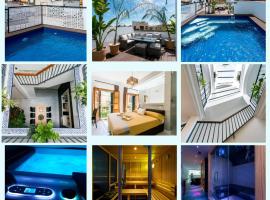 호텔 사진: Unique House - Private SPA&Pool -StayInSeville