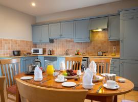 Faithlegg Self Catering Mews, Hotel in Waterford