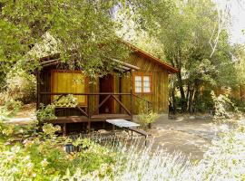 Cabañas Parque Almendro, hotel en San José de Maipo