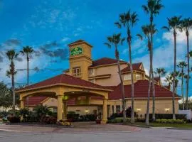 La Quinta by Wyndham Orlando Airport North - Free Airport Shuttle!