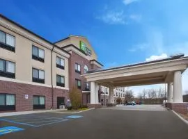 Holiday Inn Express & Suites Washington - Meadow Lands by IHG