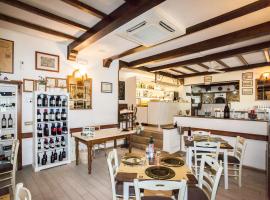 Da Fiore, ξενοδοχείο σε Cecina