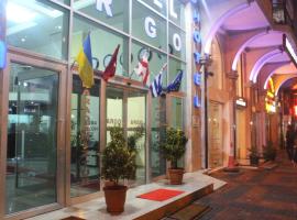 Hotel Argo, hotel di Batumi