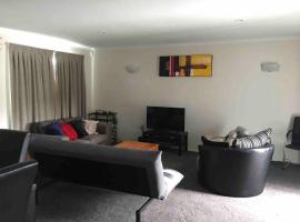 Hotel Foto: Comfortable Home Close to Airport