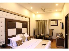 होटल की एक तस्वीर: Rupam Hotel