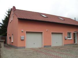 Hotel fotoğraf: Ferienwohnung Am Dorfplatz