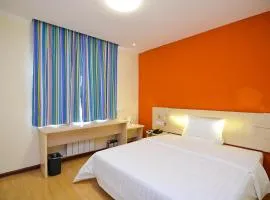 7Days Inn Luoyang Zhongzhou Middle Road Jiulongding, хотел в Луоян