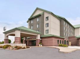 Hotel Foto: Holiday Inn Express Breezewood, an IHG Hotel