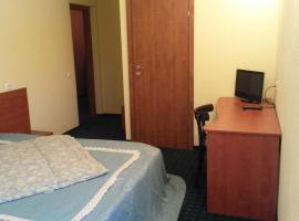 Poilsio namai Oazė, hotel in Plungė