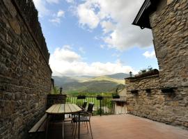 A picture of the hotel: Ca la Teresa