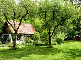 A picture of the hotel: kleines Haus