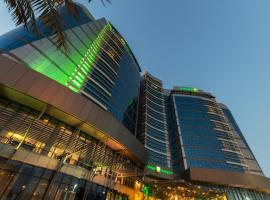 Hotel Photo: Holiday Inn Abu Dhabi, an IHG Hotel