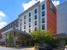 Holiday Inn Express Towson- Baltimore North by IHG