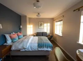 Soti Lodge