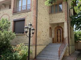 A picture of the hotel: Duplex in the center of Chisinau