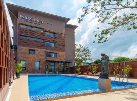 The Farm House Hotel Ranong, hotel in Ranong