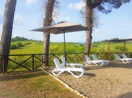 Hotel Photo: 3 bedrooms villa with private pool jacuzzi and enclosed garden at Le Scotte