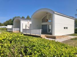 Falsterbo Camping Resort, hotel in Skanör med Falsterbo