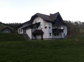 A picture of the hotel: Apartma Juteršek