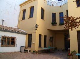 Hotel foto: 9 bedrooms house with furnished terrace at Ayora